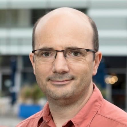 Dr. Nicolas Guelfi